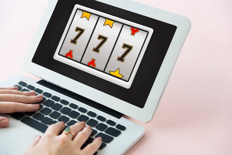 Halaman tier VIP di desototo menunjukkan manfaat untuk setiap tingkat status